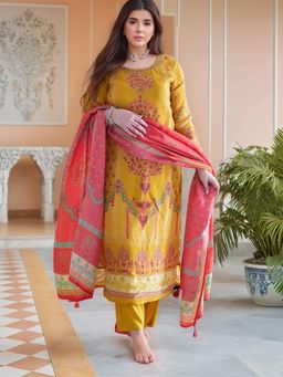 Gahan - Womens Yellow Viscose Rayon Straight Printed Kurta with Pant & Dupatta