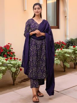 Gahan - Womens Purple Viscose Rayon Anarkali Printed Kurta with Pant & Dupatta