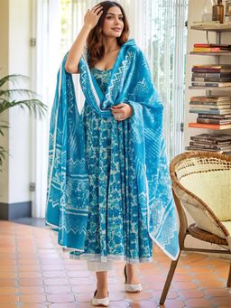 Gahan - Womens Turquoise Viscose Rayon Anarkali Printed Kurta with Pant & Dupatta