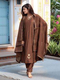 Gahan - Womens Brown Viscose Rayon Straight Embroidered Kurta with Pant & Dupatta
