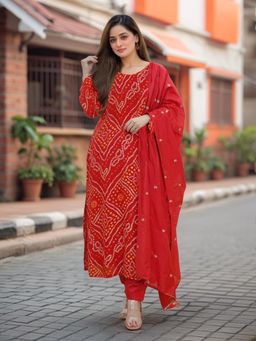 Gahan - Womens Red Viscose Rayon Straight Printed Kurta with Pant & Dupatta