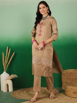 Gahan - Womens Beige Designer Floral Thread Work Trendy Stylish Kurta with Pant