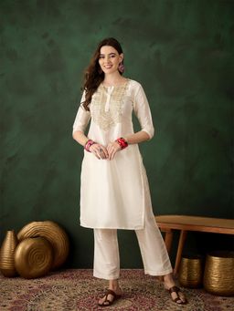Gahan - Womens Cream Designer Embroidered Stylish Kurta with Pant