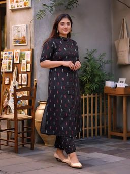 Gahan - Womens Black Viscose Rayon A-Line Printed Kurta with Pant