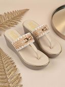 Beige color option, Currently selected