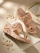 Rose Gold color option