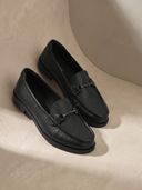 Black color option, Currently selected