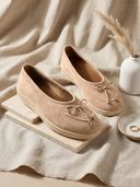 Beige color option