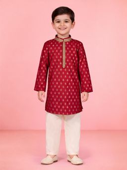 Vastramay - Boys Red Jacquard Silk Blend Kurta and Pyjama