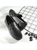 Black color option, Currently selected