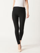 Black color option, Currently selected