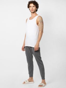 Jack & Jones - Men Solid White Vest (Pack of 2)