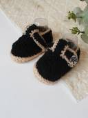 Black color option, Sold out, Currently selected
