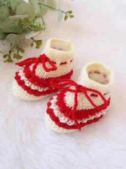 Woonie - Cream Handknitted Self Design Booties