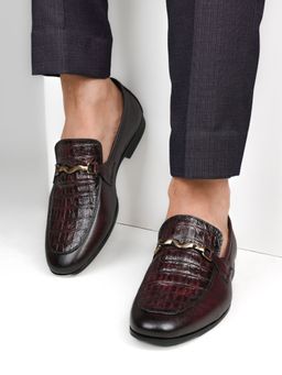 Hydes N Hues - Men Brown Loafers