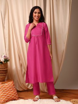 INDDUS - Women Solid Silk Blend Kurta with Pant and Dupatta
