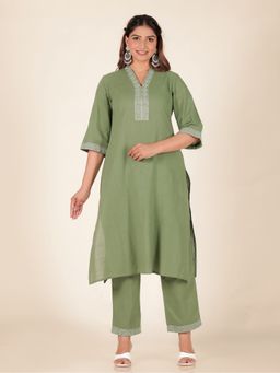 ARAMYA - Women Solid Pure Cotton Kurta with Pant
