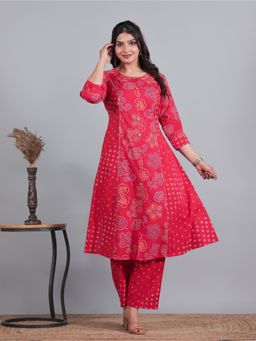 ARAMYA - Women Floral Pure Cotton Kurta with Pant