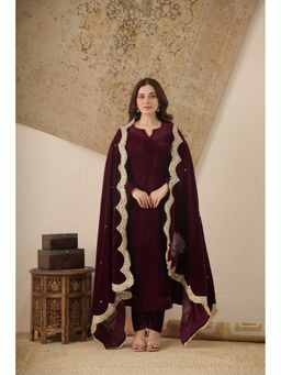 ONEWE INDIA - Women Solid Velvet Kurta with Pant and Dupatta