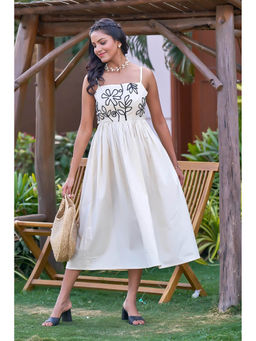 Curvy Lane - Off White Embroidered A-Line Midi Dress