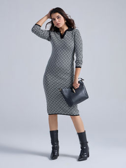 Twenty Dresses by Nykaa Fashion - Black Acrylic Collared Full Sleeves Midi Dress