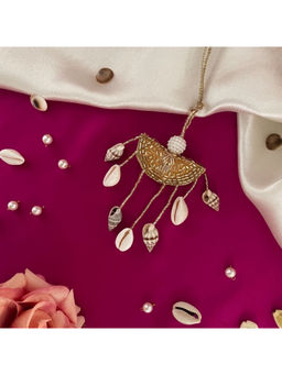 Digital Dress Room - Women Metal Thread Gold Lumba Rakhi