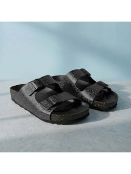 Mochi - Men Grey Sandals