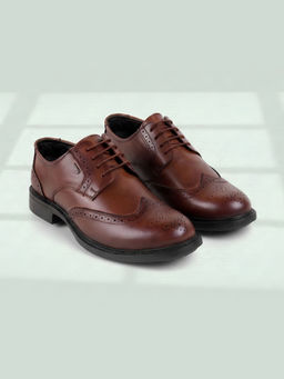 Mochi - Men Brown Formal Brogues