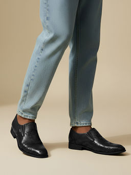 Mochi - Men Black Formal Loafers