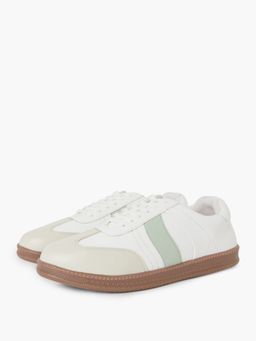 Styli - Men White Casual Sneakers