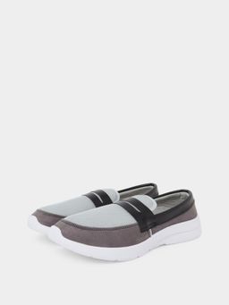 Styli - Men Grey Breathable Mesh Loafers