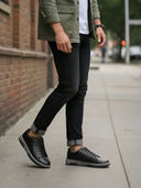 Black color option, Sold out, Currently selected