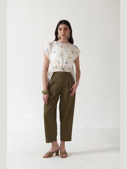 Muvazo - Off White Saga Slay Top