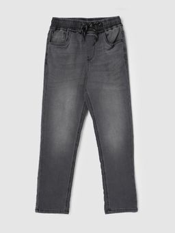 max - Boys Relaxed Fit Washed Jeans