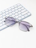Purple color option, Currently selected
