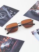 Brown color option