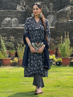 Janasya - Women Navy Blue Floral Kurta with Pant and Dupatta (Set of 3)