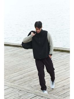 H&M - Men Black Sports Joggers with Drymove