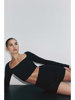 H&M - Women Black Sculptmove Sports Top