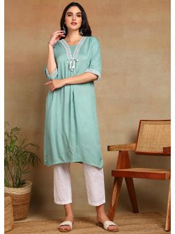 Gahan - Embroidered Lace Detailing Blue Rayon Slub Kurta