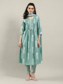 Green color option, Sold out, Currently selected