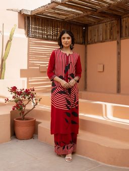 KAFTANIZE - Red with Off White Prominent Vertical Stripe with Leaf Print Kurta with Palazzo