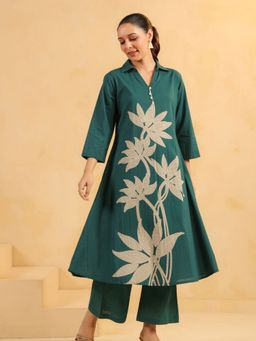 KAFTANIZE - Green Color with Big Embellished Floral Kurta with Pant