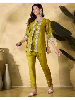 KVS FAB - Women Embroidered Viscose Rayon Green Kurta with Pant