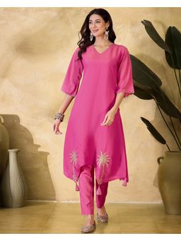 KVS FAB - Women Embroidered Silk Blend Kurta with Pant