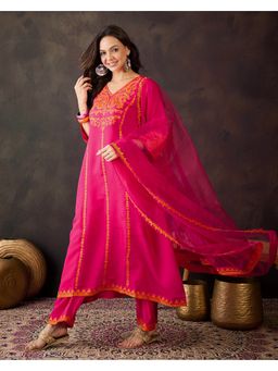 KVS FAB - Women Embroidered Silk Blend Pink Kurta with Pant and Dupatta