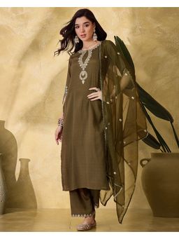 KVS FAB - Women Embroidered Silk Blend Brown Kurta with Pant and Dupatta