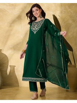KVS FAB - Women Green Embroidered Silk Blend Kurta with Pant and Dupatta