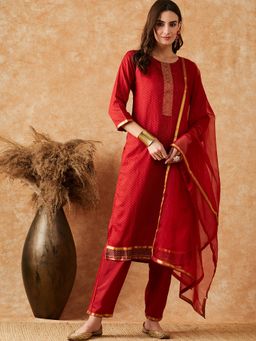 KVS FAB - Women Jacquard Embroidered Maroon Kurta with Pant and Dupatta