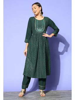 KVS FAB - Women Green Crepe Embroidered Kurta with Pant